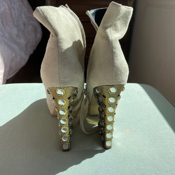 Boutique 9 Heels - Picture 3 of 5